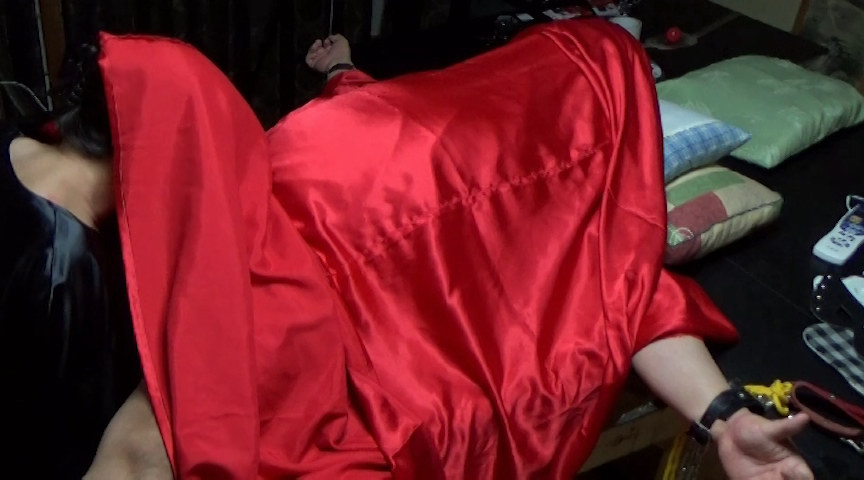 マントサテン女王様の強制連続射精＆射精直後亀頭責め